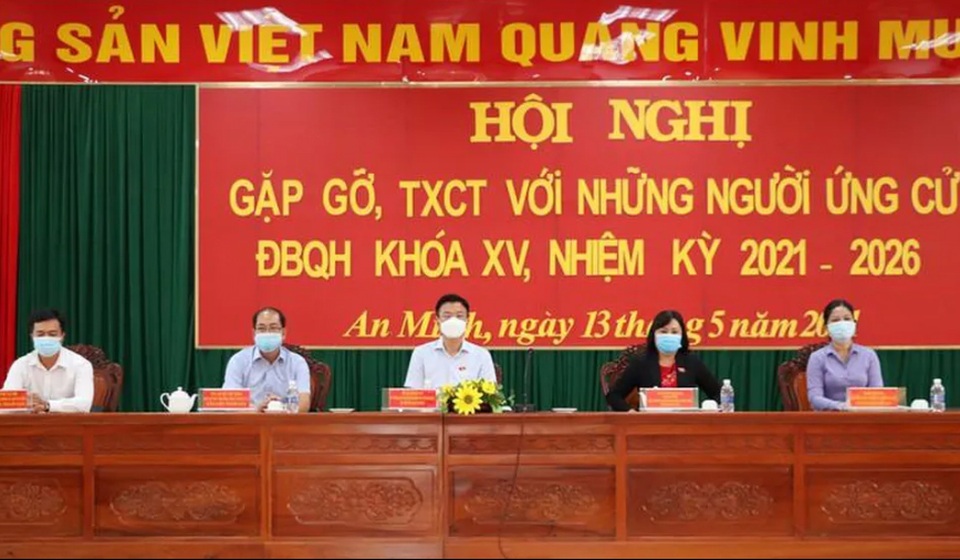 Hội đồng bầu cử quốc gia xem xét xóa tên một ứng viên đại biểu Quốc hội - 1 Hội đồng bầu cử quốc gia xem xét xóa tên một ứng viên đại biểu Quốc hội - 1