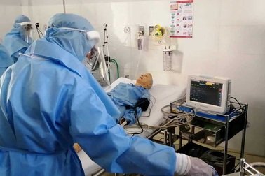 Chủ tịch Cà Mau: Không lợi dụng dịch mua sắm vật tư y tế phục vụ việc khác