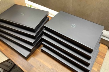 Nở rộ dịch vụ cho thuê laptop trong mùa dịch Covid-19