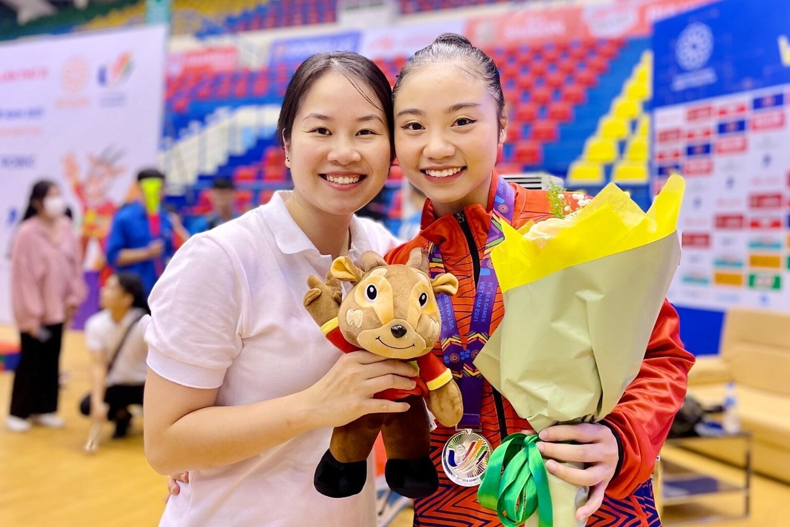 Nữ VĐV Aerobic ngoài đời là cô nàng Gen Z xinh xắn, ngọt ngào - 3