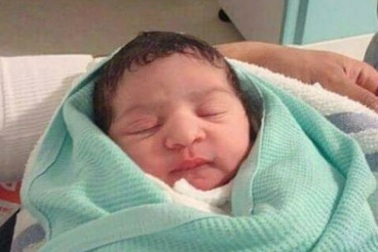 Messi đón quý tử thứ hai chào đời