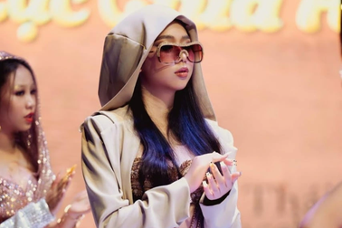 Học trò siêu mẫu Xuân Lan sải bước tự tin trên sàn diễn