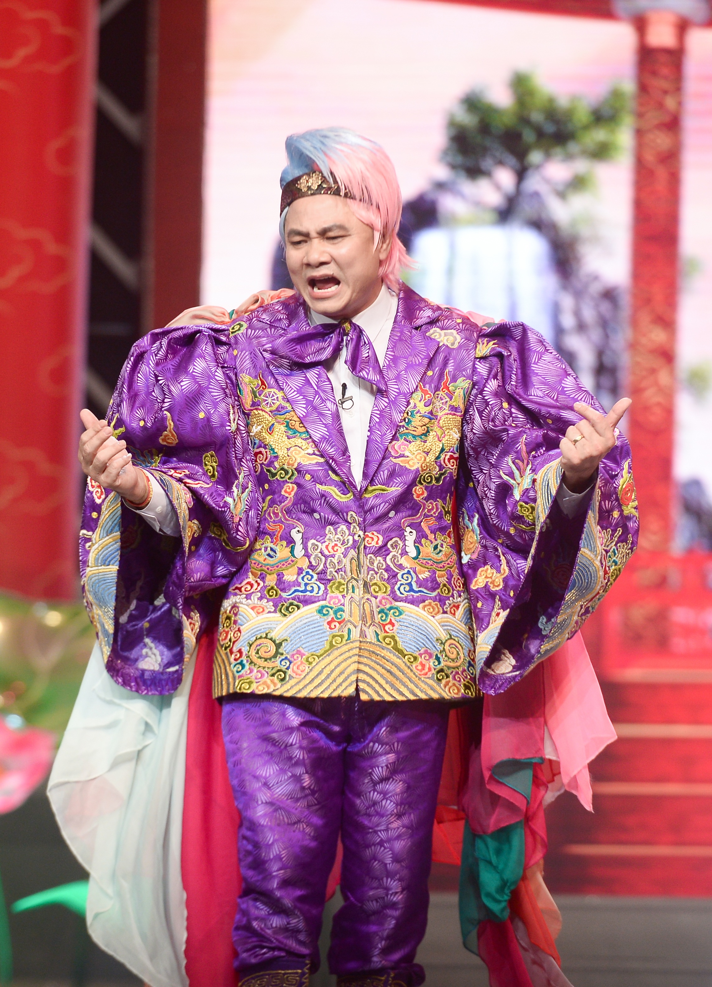 Táo Quân: NTK Đức Hùng lần đầu tiết lộ áp lực tạo hình Bắc Đẩu, Nam Tào mới - 8 Táo Quân: NTK Đức Hùng lần đầu tiết lộ áp lực tạo hình Bắc Đẩu, Nam Tào mới - 8