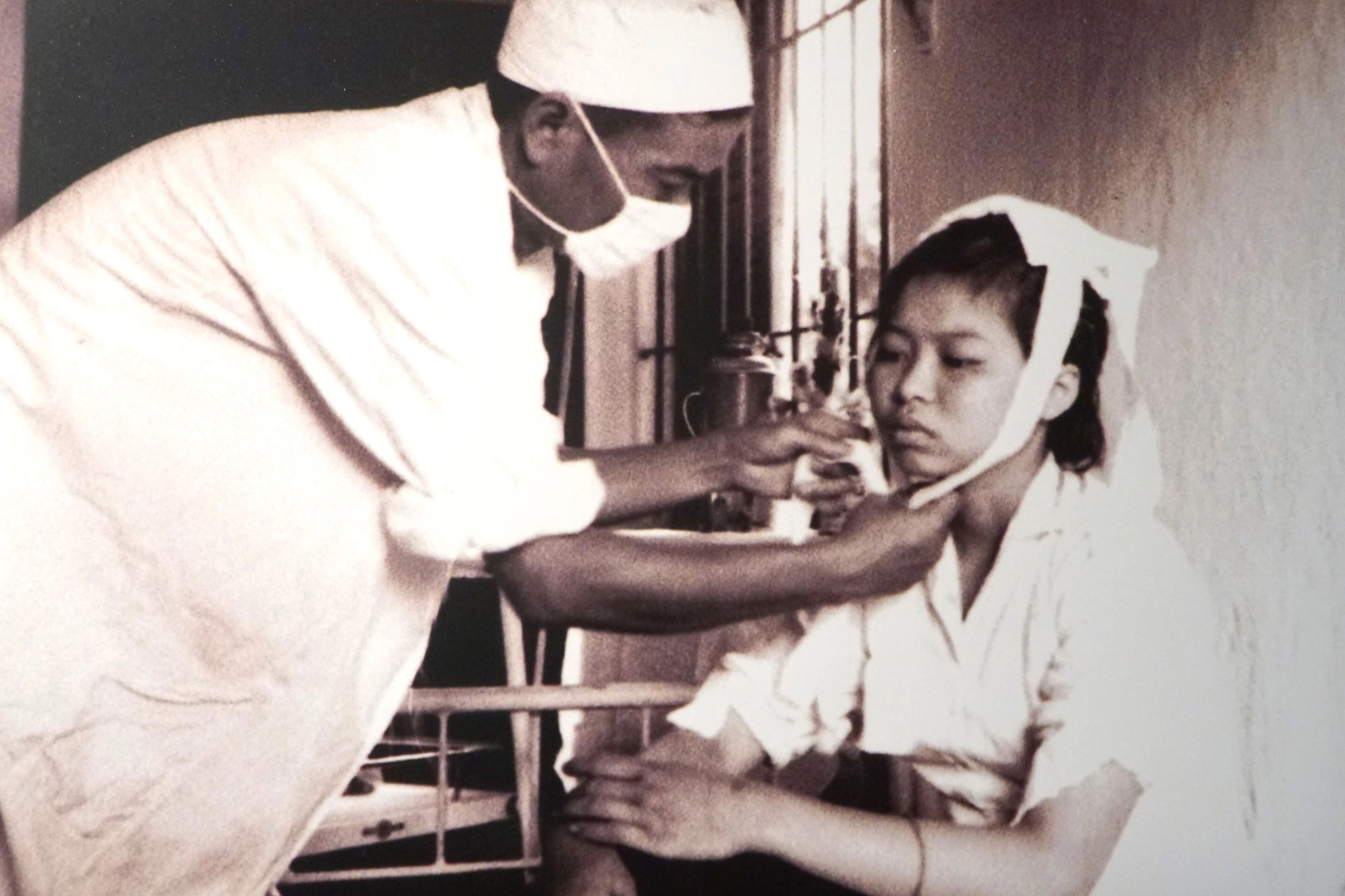 Tượng đài và khu tưởng niệm 64 giáo viên, học sinh hy sinh bên bờ sông Mã - 11 Tượng đài và khu tưởng niệm 64 giáo viên, học sinh hy sinh bên bờ sông Mã - 11