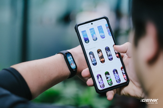 Trên tay Mi Band 6: Nâng cấp lên màn hình tràn viền, có đo SpO2, đã hỗ trợ tiếng Việt, giá 800,000 đồng - Ảnh 6. Trên tay Mi Band 6: Nâng cấp lên màn hình tràn viền, có đo SpO2, đã hỗ trợ tiếng Việt, giá 800,000 đồng - Ảnh 6.