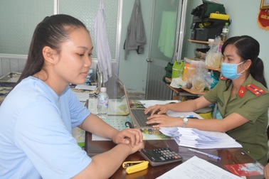 "Bóng hồng" duy nhất nhập ngũ tham gia nghĩa vụ công an ở Sóc Trăng