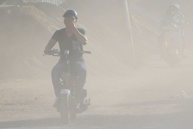 Trẻ em đô thị mắc bệnh liên quan đến ô nhiễm không khí tăng cao