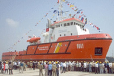 Hạ thủy con tàu hiện đại nhất của cảnh sát biển Việt Nam 