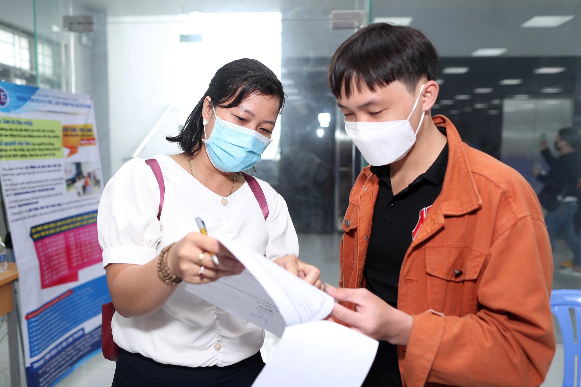 Chậm thông báo việc làm 1 ngày bị mất trợ cấp thất nghiệp - 1 Chậm thông báo việc làm 1 ngày bị mất trợ cấp thất nghiệp - 1