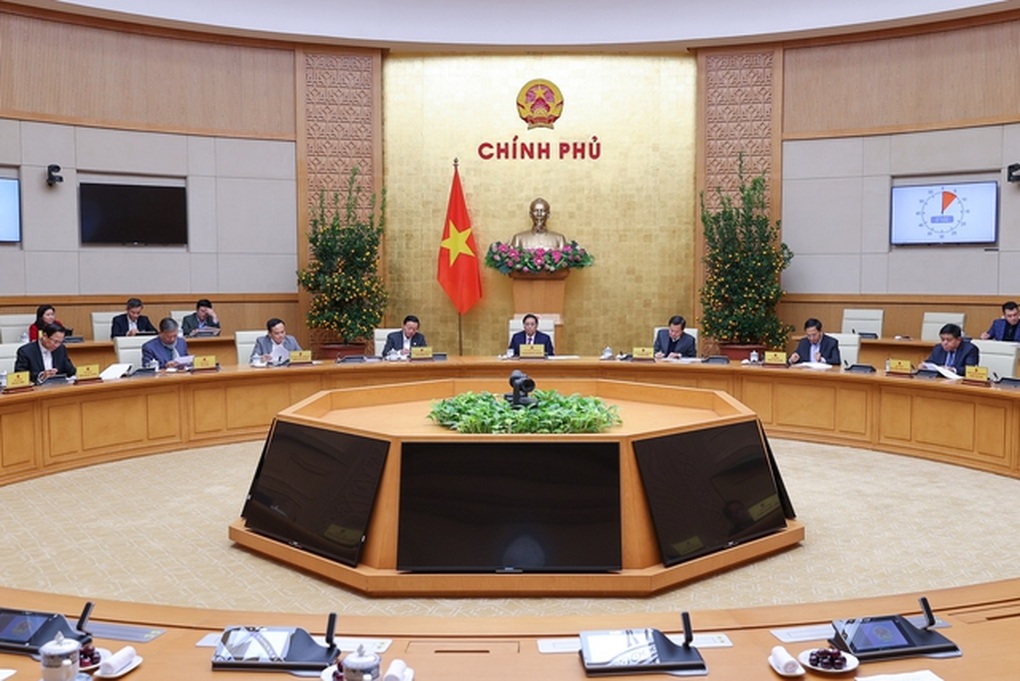 Thủ tướng: Tập trung triển khai ngay các nhiệm vụ trọng tâm sau Tết - 2 Thủ tướng: Tập trung triển khai ngay các nhiệm vụ trọng tâm sau Tết - 2