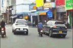 Công an làm việc với tài xế ô tô ép ngã người đi xe máy ở TPHCM