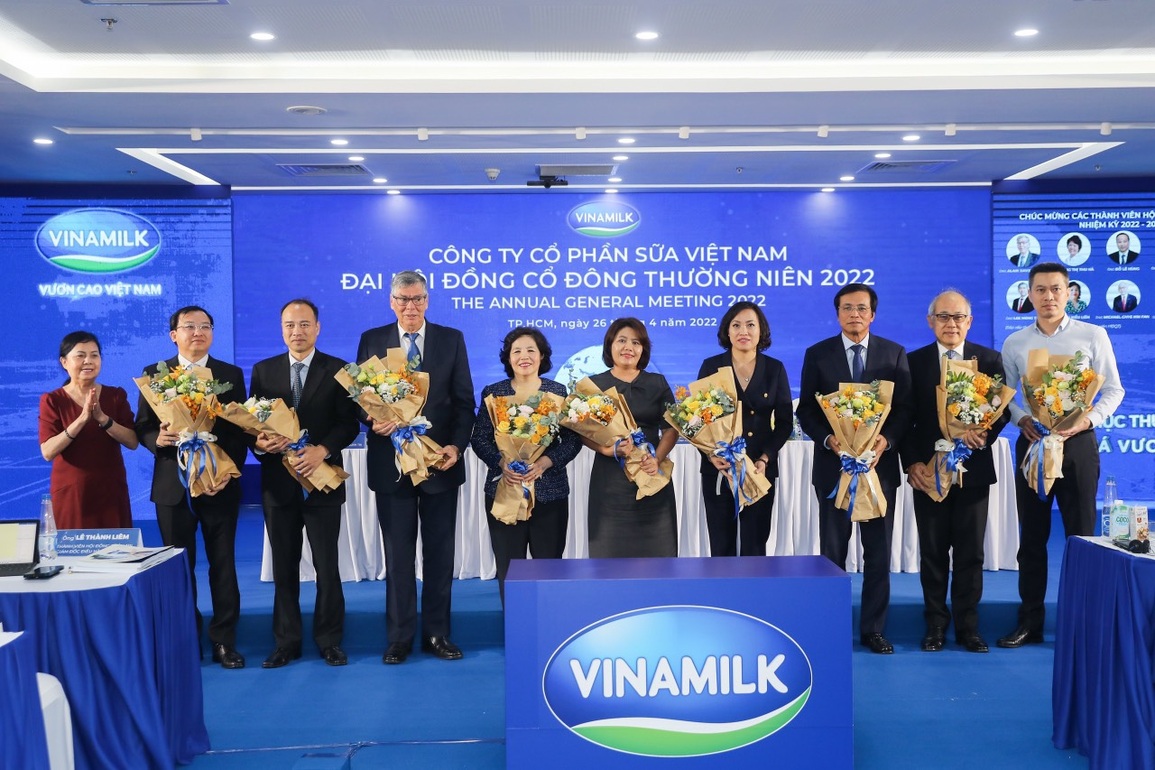 Nguyên Tổng thư ký Quốc hội Nguyễn Hạnh Phúc làm Chủ tịch Vinamilk - 1 Nguyên Tổng thư ký Quốc hội Nguyễn Hạnh Phúc làm Chủ tịch Vinamilk - 1