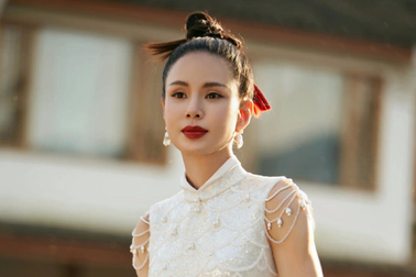 "Cô Cô" Lý Nhược Đồng bị cười chê