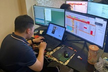 "Đập tan" nhóm tội phạm công nghệ cao trong 2 ngôi nhà ở Đà Nẵng