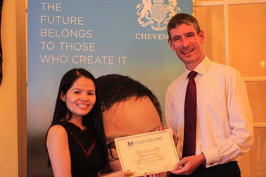 Đại sứ Anh trao học bổng Chevening cho 21 học giả Việt Nam