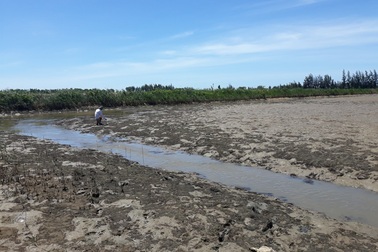 Dân mòn mỏi chờ tiền hỗ trợ lũ lụt