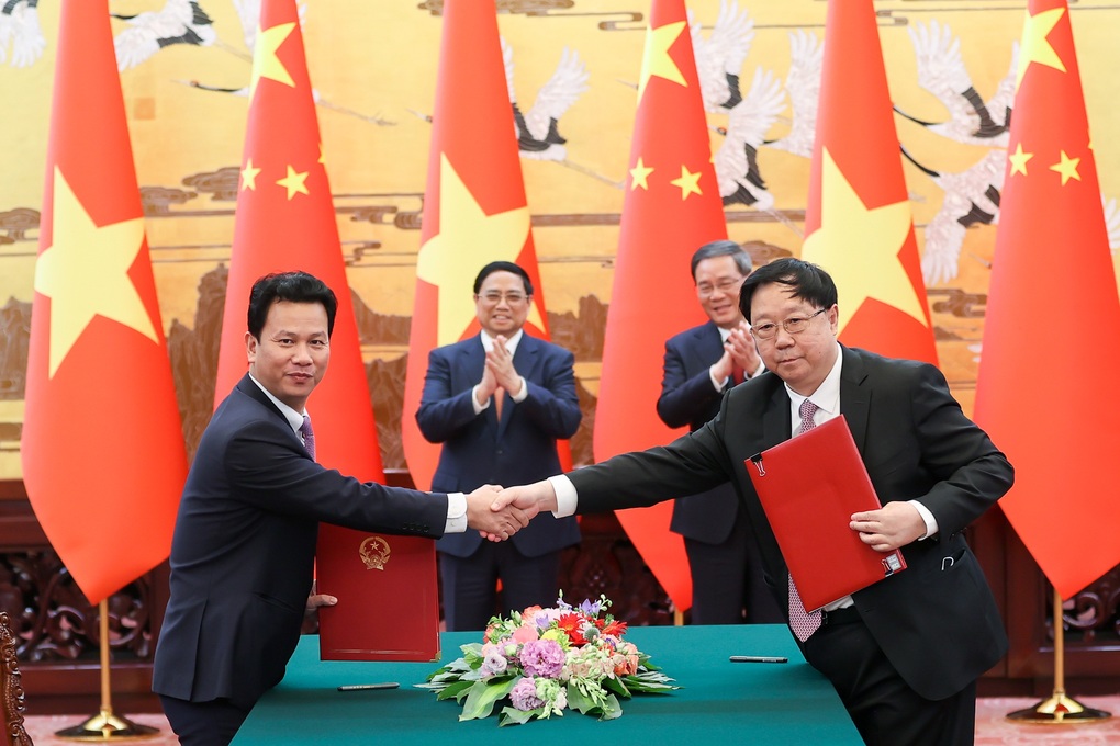 Việt - Trung kiểm soát thỏa đáng bất đồng, duy trì hòa bình ở Biển Đông - 3 Việt - Trung kiểm soát thỏa đáng bất đồng, duy trì hòa bình ở Biển Đông - 3