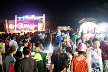 Mưu sinh mùa “3 Khía Giao Duyên” và “Xi Nê Về Quê” của MobiFone