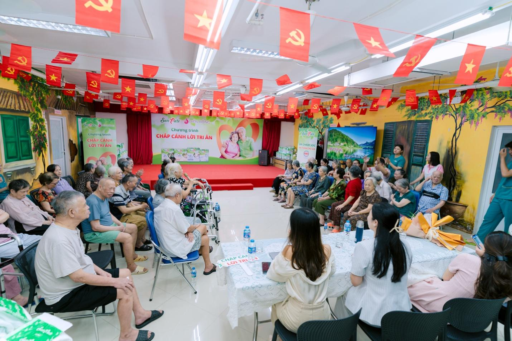 Sunmate khởi động chuỗi sự kiện “Chắp cánh lời tri ân” - 1 Sunmate khởi động chuỗi sự kiện “Chắp cánh lời tri ân” - 1