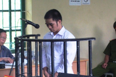 Tử hình “lâm tặc” lao xe sát hại cán bộ kiểm lâm