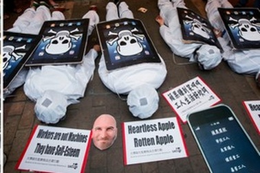 Biểu tình chống Apple vì bóc lột lao động