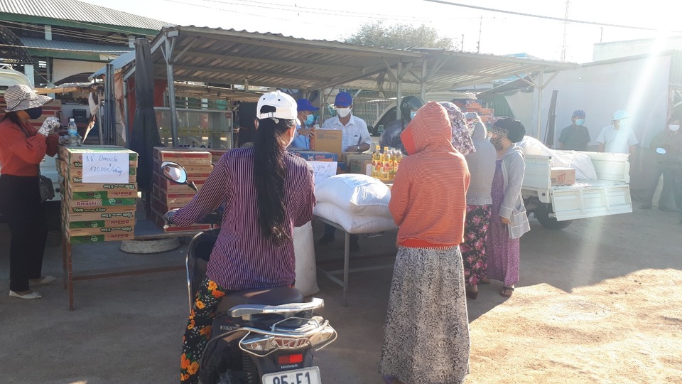 Ninh Thuận bác bỏ thông tin người dân thôn cách ly bị đói - 6 Ninh Thuận bác bỏ thông tin người dân thôn cách ly bị đói - 6