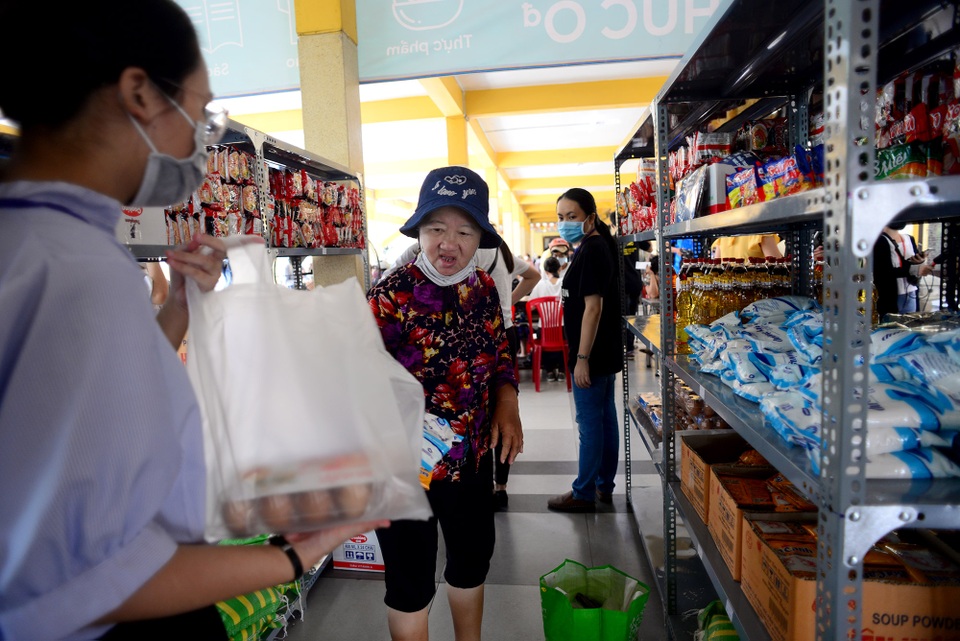 Siêu thị 0 đồng.jpg Siêu thị 0 đồng.jpg