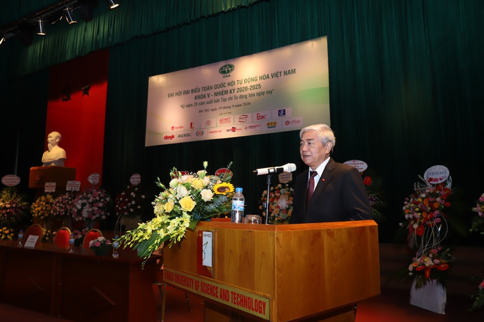 Nguyên Bộ trưởng Bộ khoa học tái đắc cử Chủ tịch Hội Tự động hóa Việt Nam - 1 Nguyên Bộ trưởng Bộ khoa học tái đắc cử Chủ tịch Hội Tự động hóa Việt Nam - 1