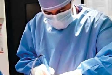 Bơm silicon cải thiện bản lĩnh đàn ông?