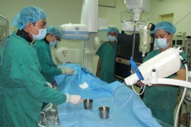 Viêm bàng quang vì uống nhiều rượu bia