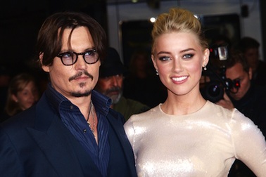 Johnny Depp tố vợ cũ ham danh vọng