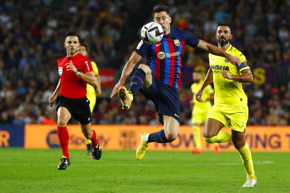 Lewandowski lập cú đúp, Barcelona thắng đậm Villarreal - 1 Lewandowski lập cú đúp, Barcelona thắng đậm Villarreal - 1
