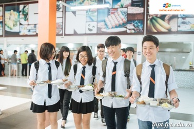 “Cuộc chiến” chọn trường cấp 3 cho con