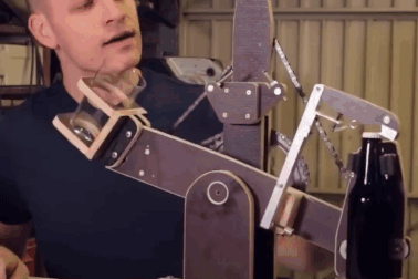 Gặp gỡ cha đẻ của những phát minh “thực tế nhất quả đất”!