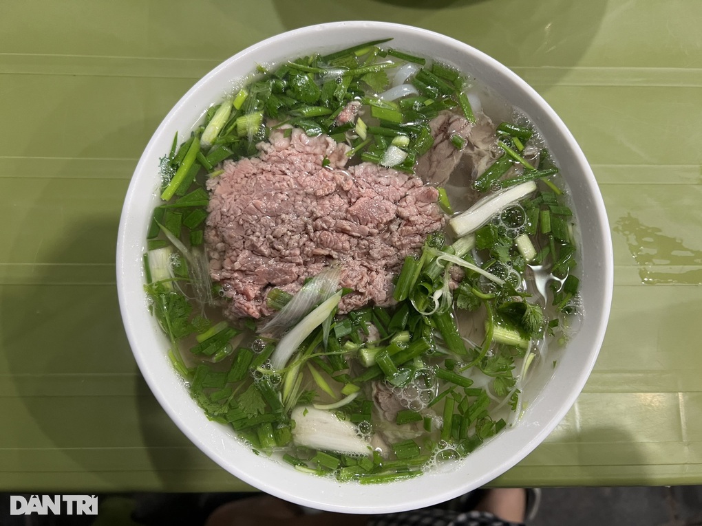 Người sở hữu thương hiệu phở Thìn nói gì giữa lùm xùm nhượng quyền? - 5 Người sở hữu thương hiệu phở Thìn nói gì giữa lùm xùm nhượng quyền? - 5