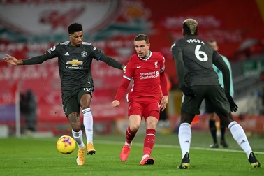 Liverpool 0-0 Man Utd: Chia điểm, ghìm chân nhau