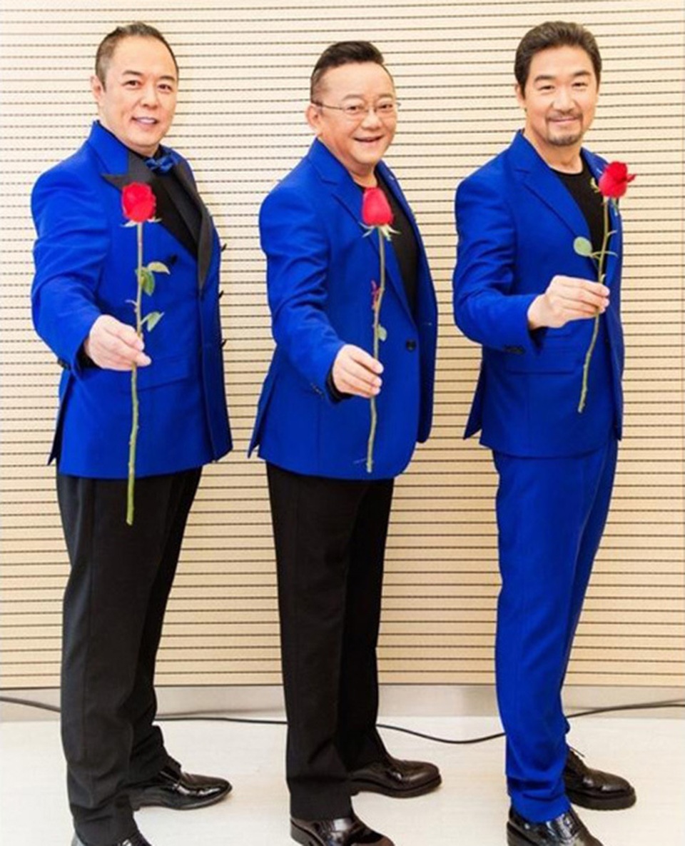 Hòa Thân Vương Cương sống sung túc bên người vợ kém 20 tuổi - 7