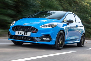 Ford Fiesta "ăn khách" một thời nay bị khai tử, mẫu xe nào sẽ thay thế?