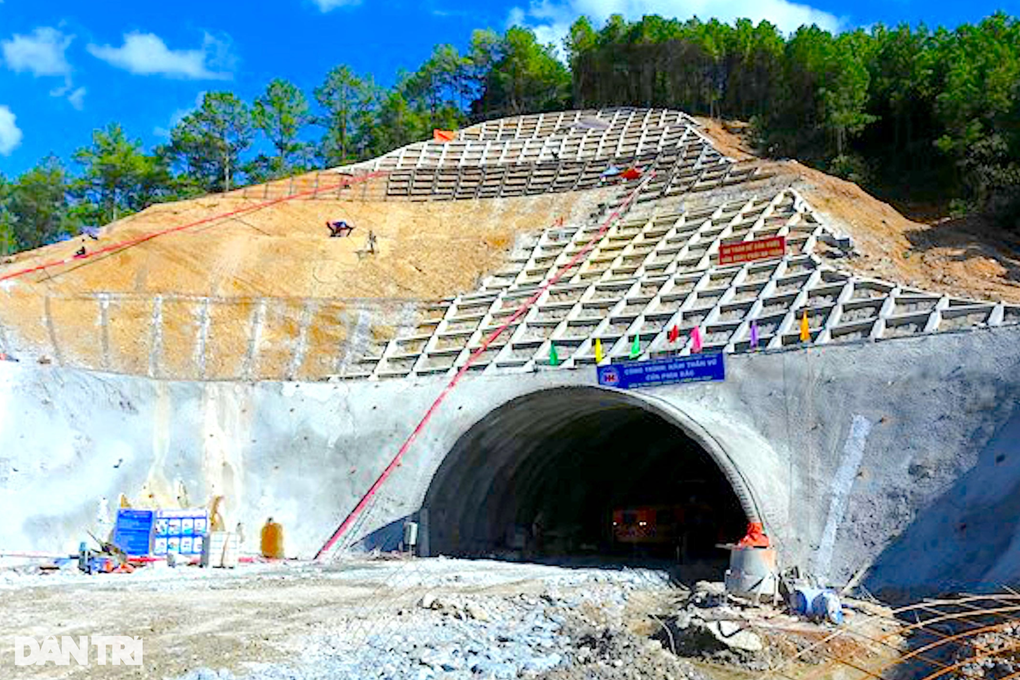 Thủ tướng: Sẽ có rất nhiều vị trí, cung đường đẹp trên cao tốc Bắc - Nam - 5 Thủ tướng: Sẽ có rất nhiều vị trí, cung đường đẹp trên cao tốc Bắc - Nam - 5