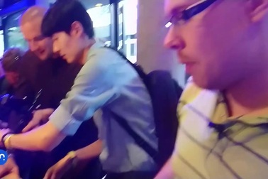 Thực tế vòng đeo tay thông minh Gear Fir 2 Pro mới ra mắt của Samsung