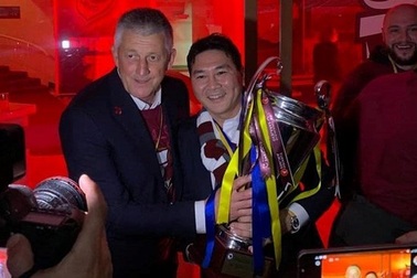 Từ chối ghế ở VFF, doanh nhân Nguyễn Hoài Nam sang châu Âu dự vòng loại Champions League