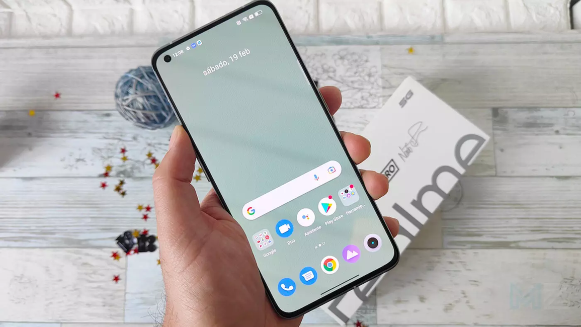realme GT 2 Pro - điện thoại tầm cao có giá tầm trung đáng để lựa chọn - 2 realme GT 2 Pro - điện thoại tầm cao có giá tầm trung đáng để lựa chọn - 2