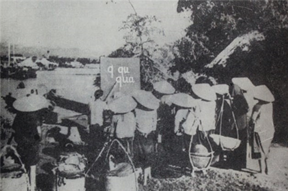 Tổ chức chính quyền địa phương trong bối cảnh đặc thù ngày đầu lập nước - 3 Tổ chức chính quyền địa phương trong bối cảnh đặc thù ngày đầu lập nước - 3