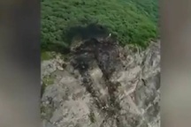 Video hiện trường đầu tiên vụ máy bay Nga đâm vào vách đá làm 28 người chết