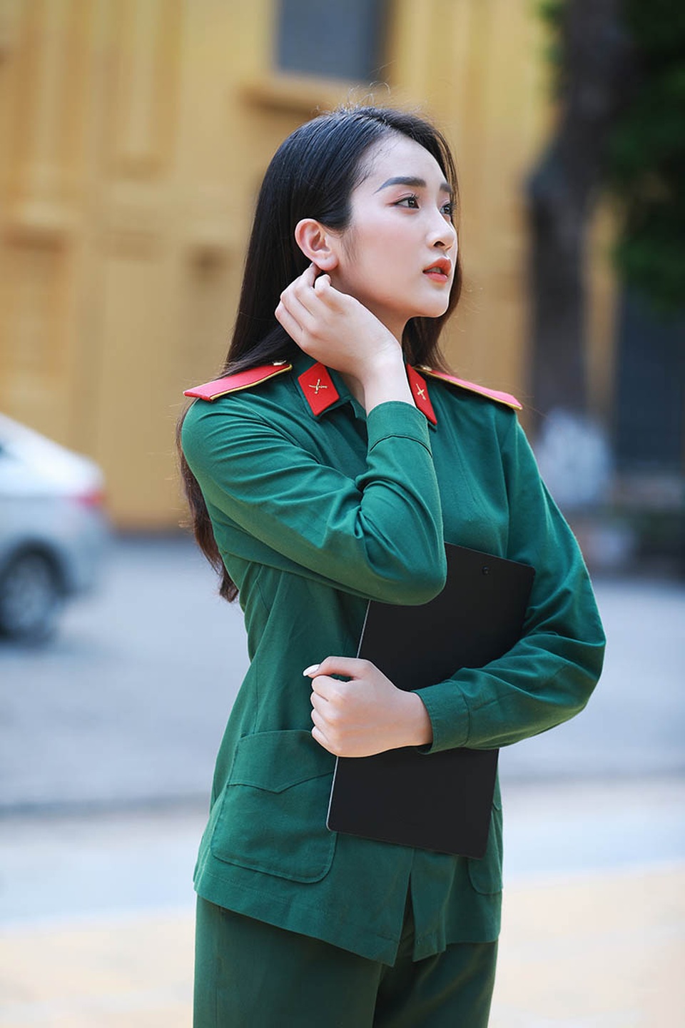 10X xinh đẹp trường Quân đội: “Con gái hiện đại phải có chất riêng” - 9