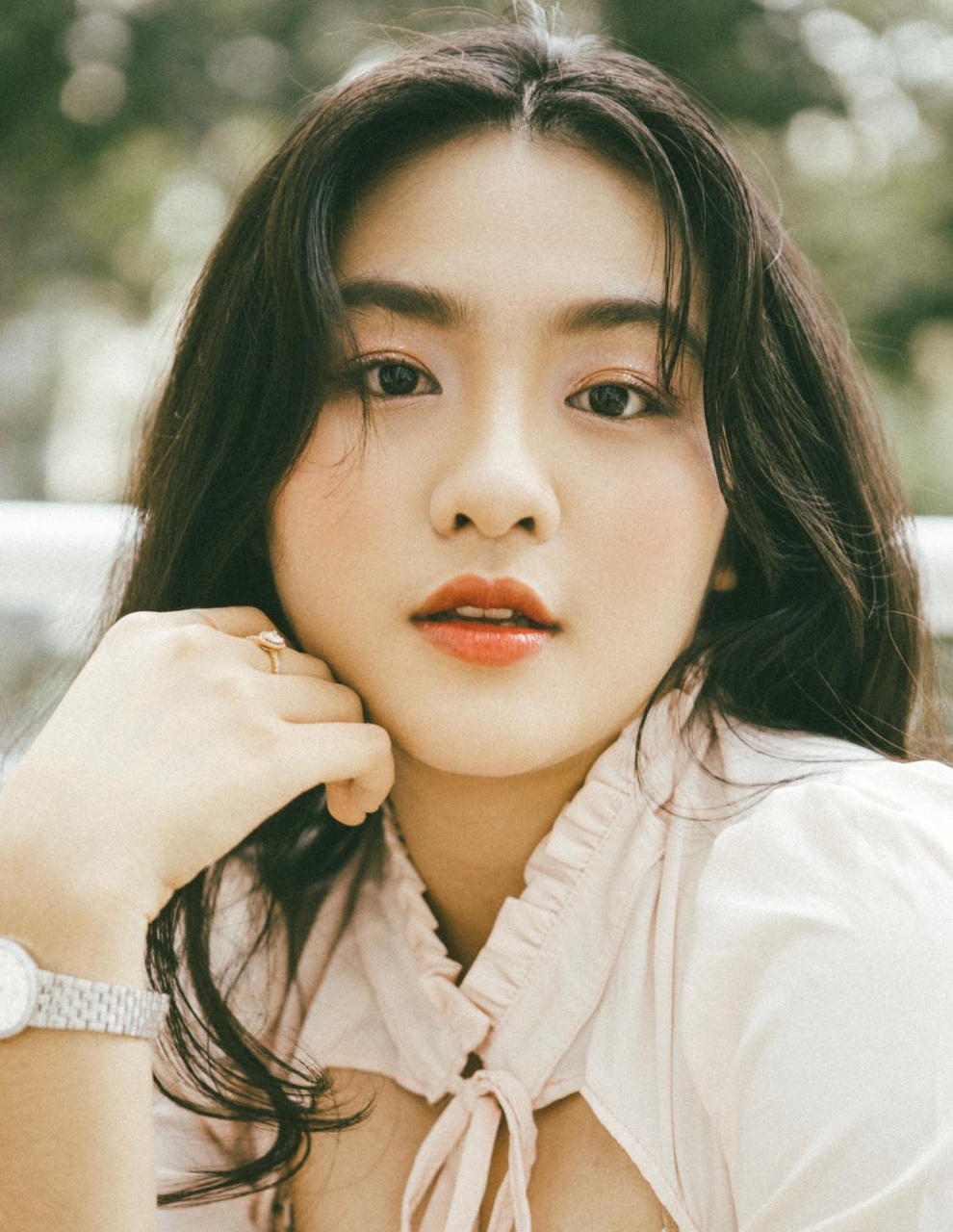 Nét đẹp tự nhiên vô cùng hút mắt của nữ sinh ĐH Tôn Đức Thắng - 4