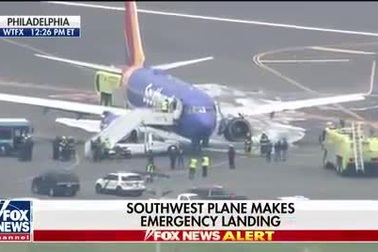 Máy bay nổ động cơ ở độ cao gần 10.000m, một hành khách thiệt mạng