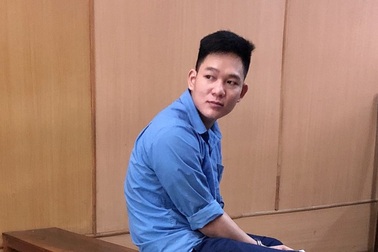 Cựu công an phường cưỡng đoạt tài sản của nam sinh