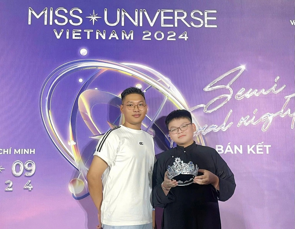 Nam sinh 13 tuổi đứng sau thiết kế vương miện Miss Universe Vietnam 2024 - 3 Nam sinh 13 tuổi đứng sau thiết kế vương miện Miss Universe Vietnam 2024 - 3