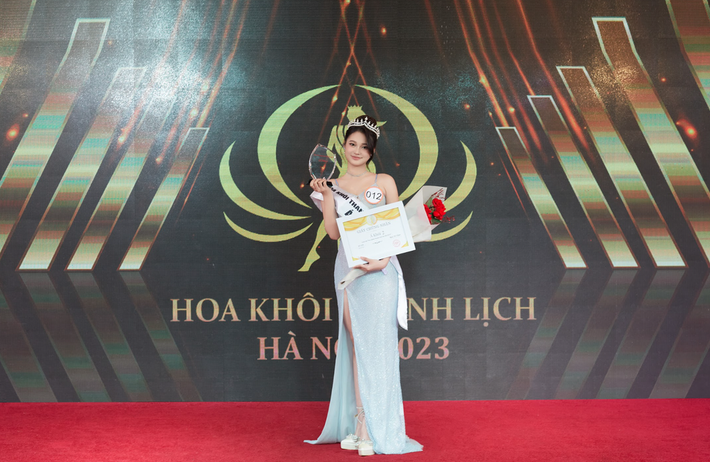 Nhan sắc xinh đẹp của Á khôi Thanh lịch Hà Nội 2023 - 1 Nhan sắc xinh đẹp của Á khôi Thanh lịch Hà Nội 2023 - 1